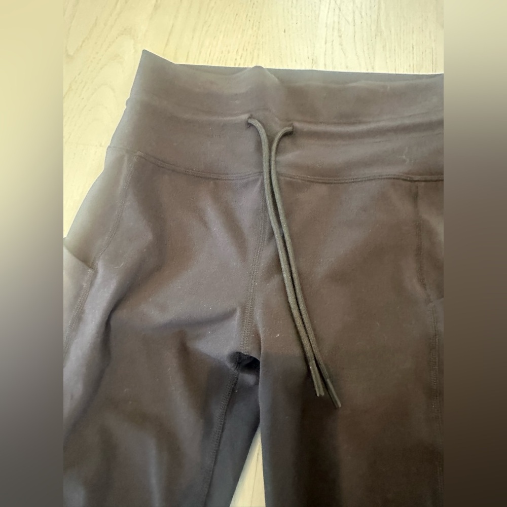 Vuori Daily Pocket Legging - Picture 8 of 8